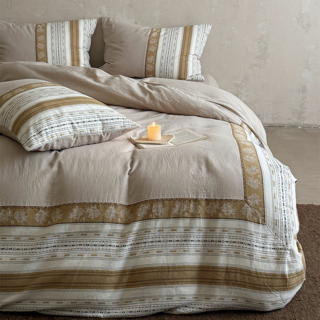 Reversible Cotton-Linen Blend Duvet Cover Set with Decorative Border and Striped Pillow Shams