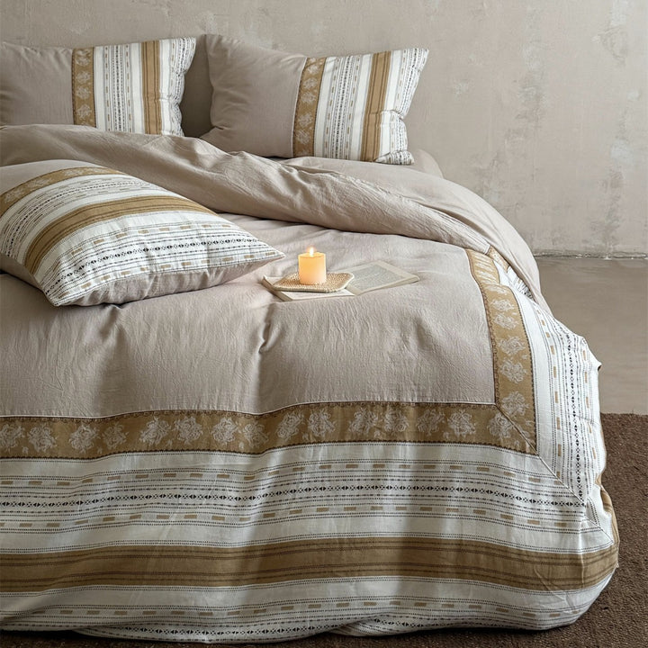 Reversible Cotton-Linen Blend Duvet Cover Set with Decorative Border and Striped Pillow Shams