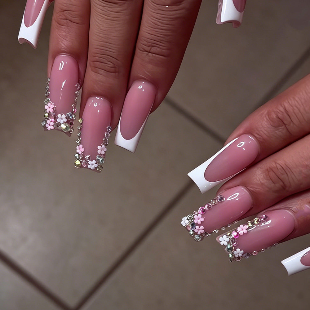 Elegant Floral Accent Press-On Nail Art Set Stornfield