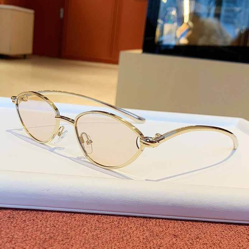 Women's designer sunglasses with elegant metal frame and protective lenses Stornfield