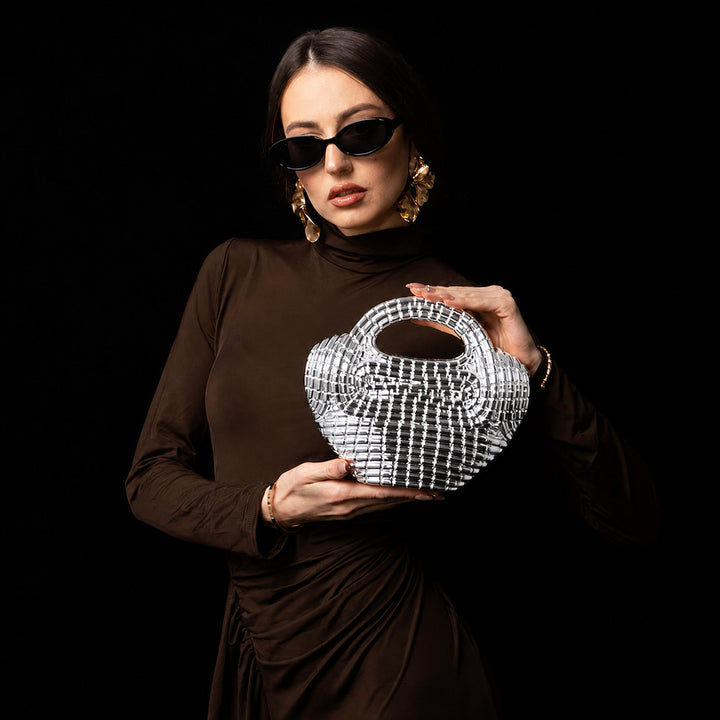 Modern Clutch