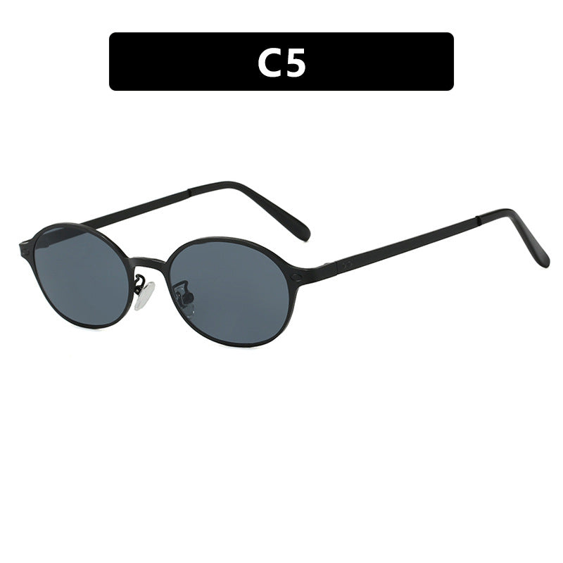 Women's round glasses with a delicate metal frame and comfortable nose pads Stornfield