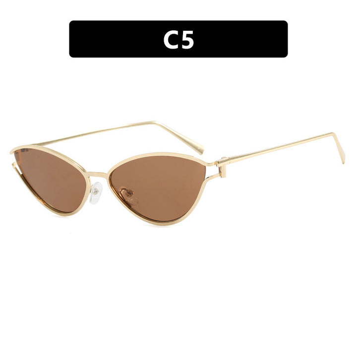 Ladies Cat-Eye Sunglasses in Elegant Gold Frame Stornfield