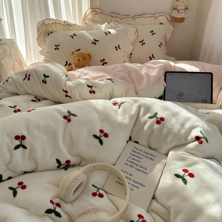 Plush Coral Fleece Heart-Print Oversized Comforter with Ruffle-Edge Pillow Shams