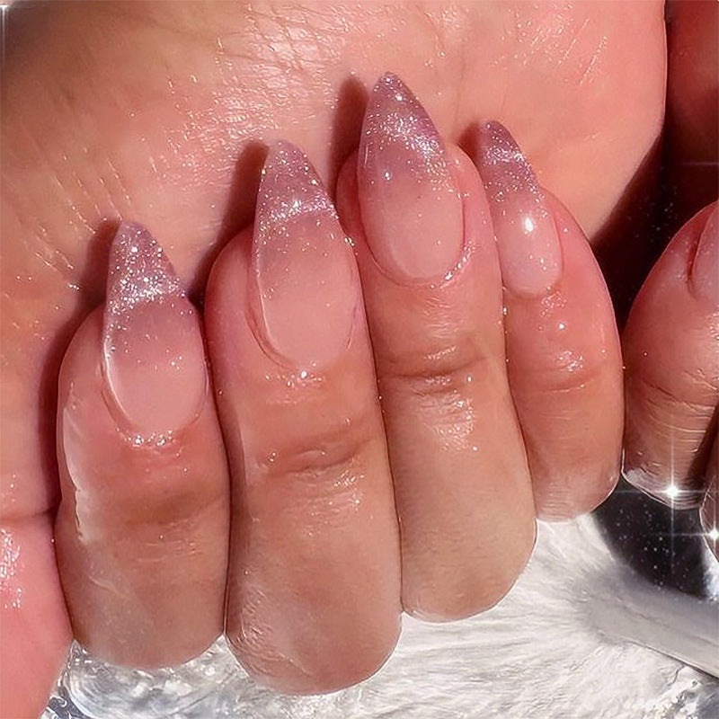 Artificial nail art with playful dots and bows Stornfield
