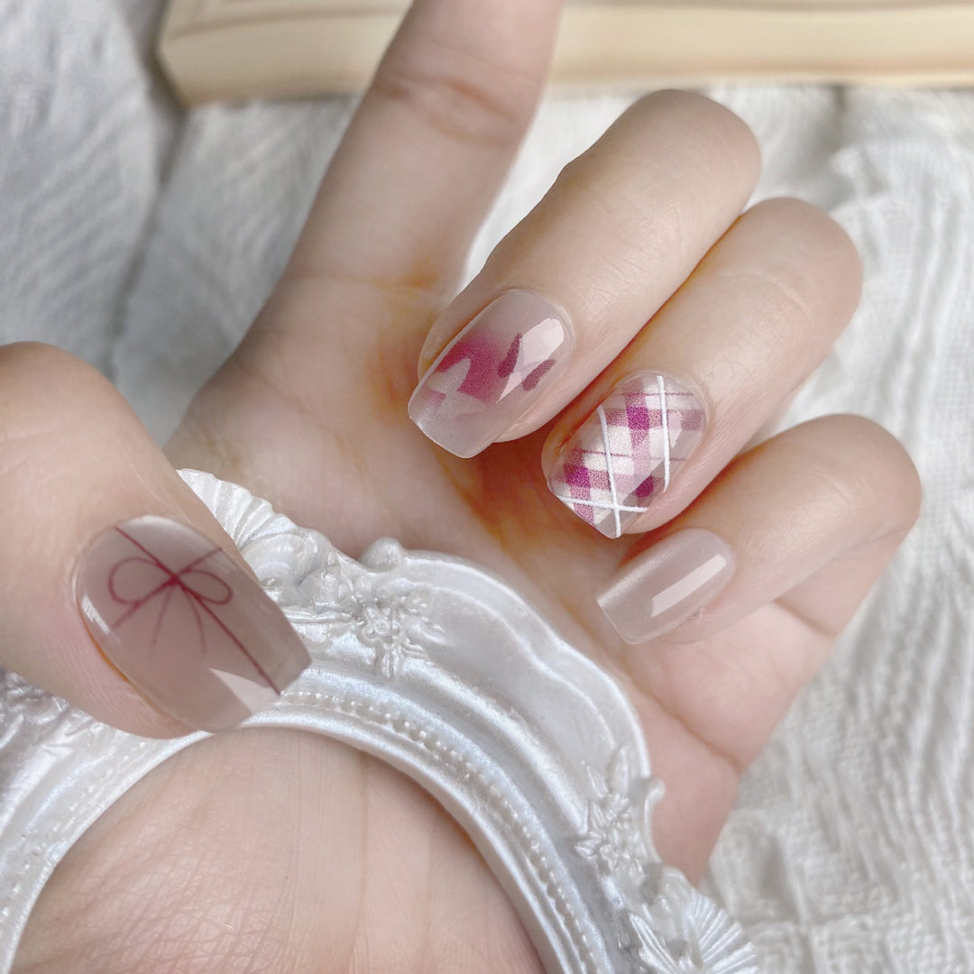 Artistic Press-On Nail Art Set 1790745509