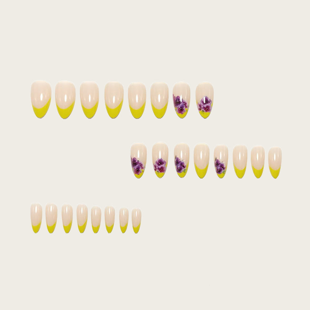 Nail art with playful flower and gradient color design Stornfield