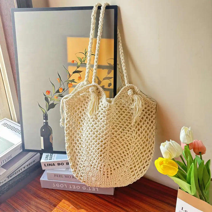 Handcrafted straw bag with tassels Stornfield