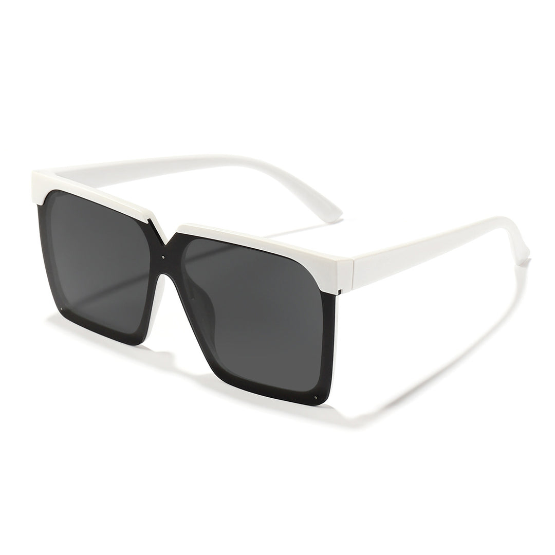 Women extravagantly designed sunglasses Stornfield
