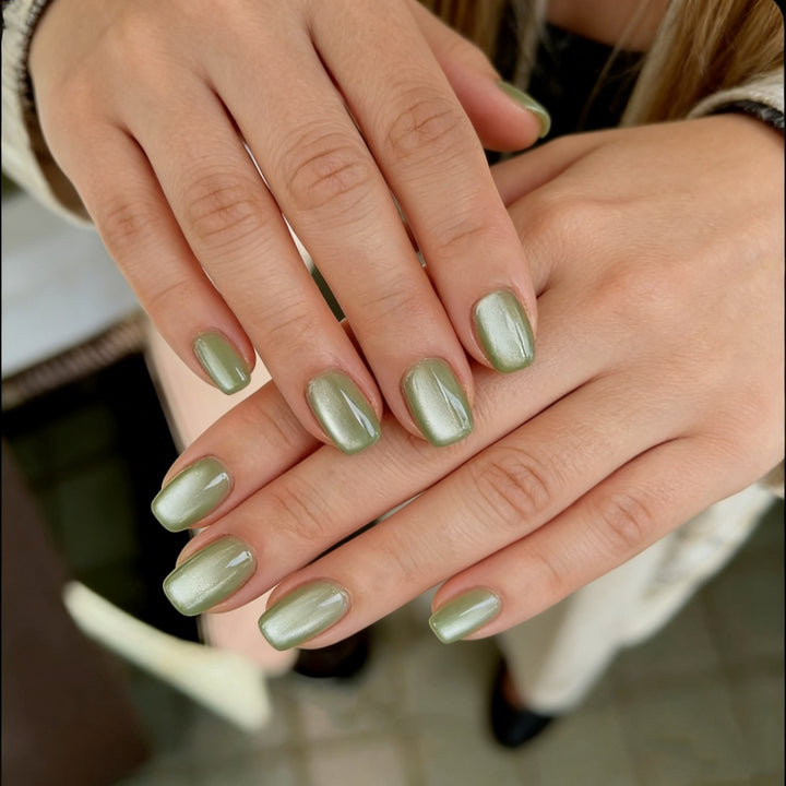 Stylish artificial nails with elegant high-gloss finish Stornfield