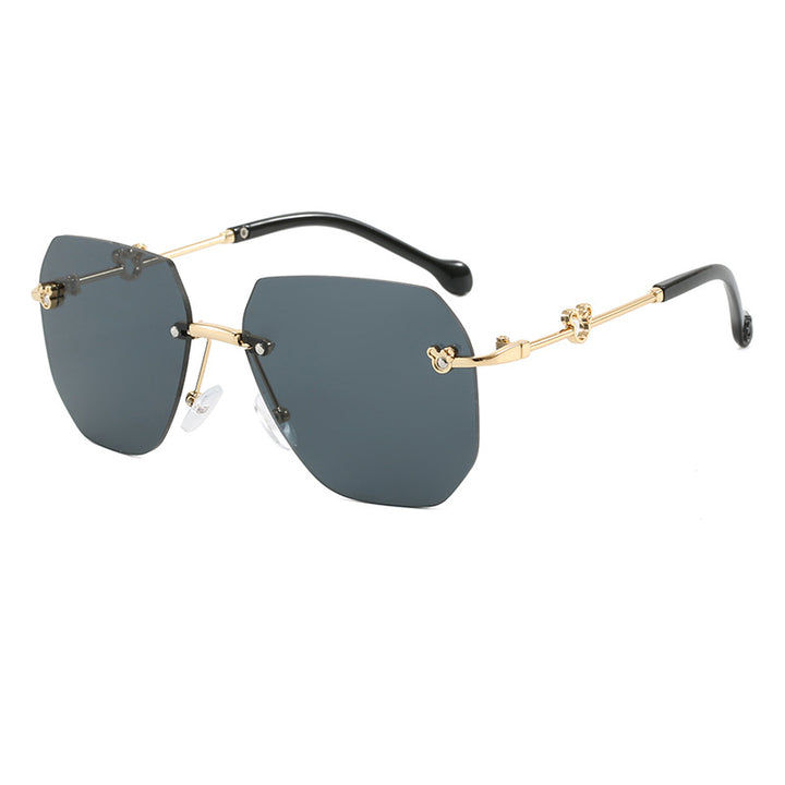 Ladies stylish oversized sunglasses with faceted frame Stornfield