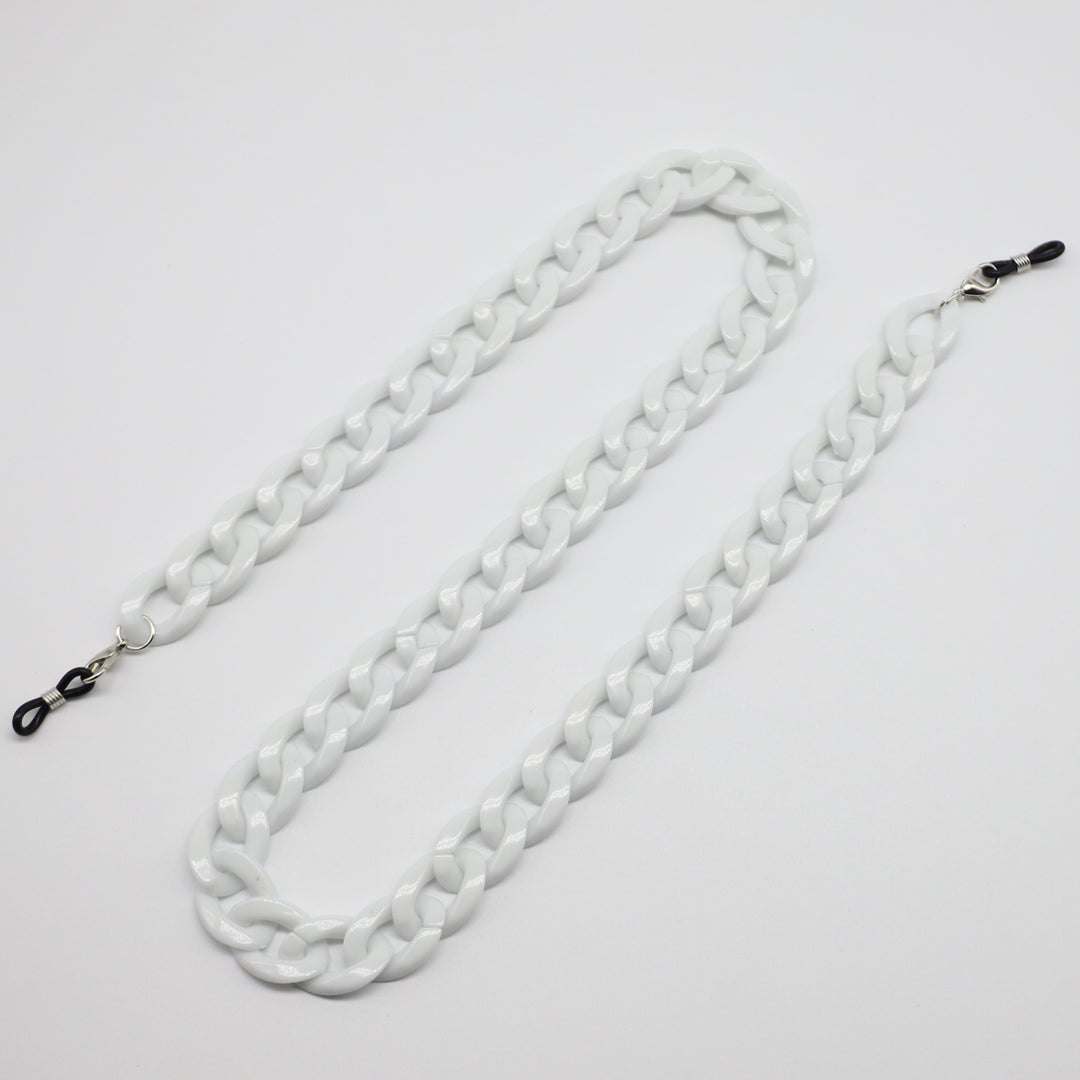 Stylish Statement Chain Stornfield