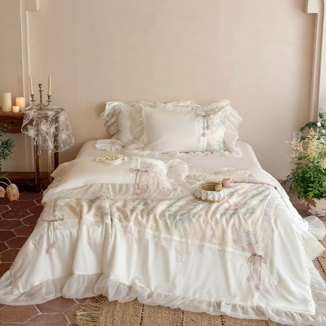 Luxurious Ruffled Bed Linen Set with Lace Trim and Pastel Flower Design