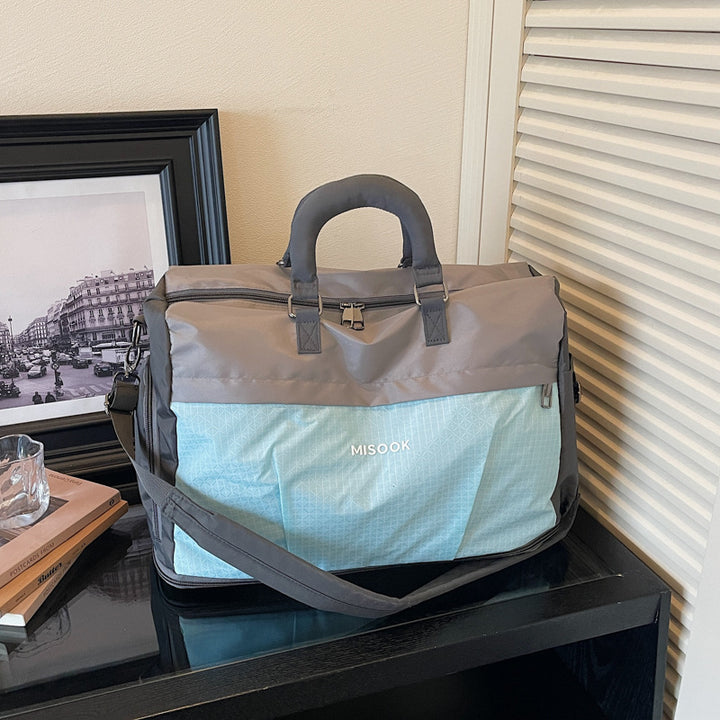 Women stylish sports and travel bag Stornfield