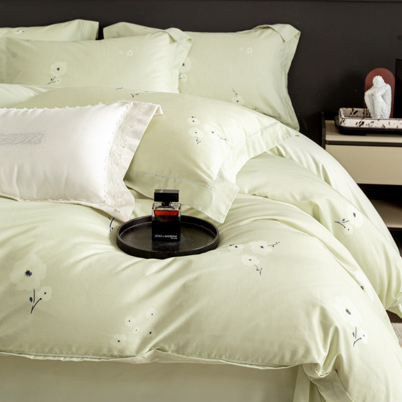 Luxurious cotton satin duvet cover set with watercolor flower pattern