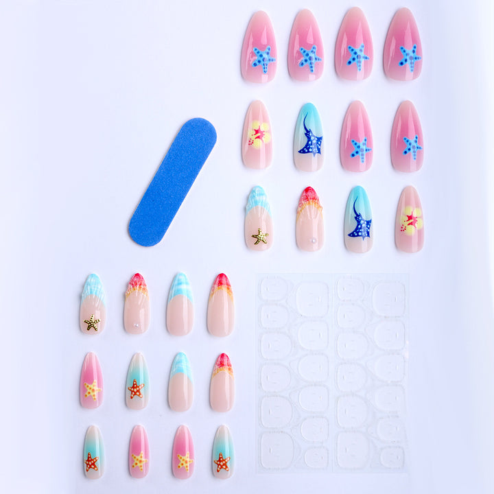 Artistic nails with maritime design Stornfield