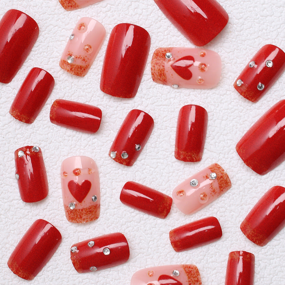 Glamorous Heart-Accent Press-On Nails Stornfield
