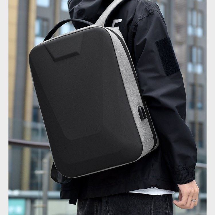 Elegant backpack with innovative hardcase Stornfield