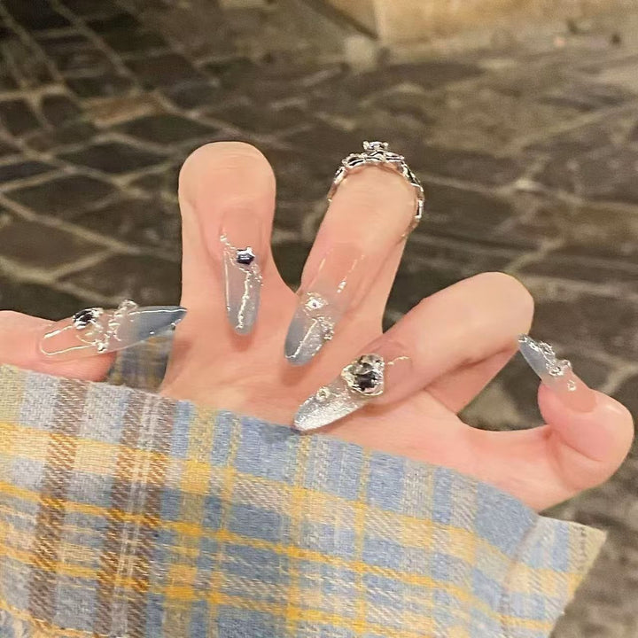 3D Decorative Press-On Nails Stornfield