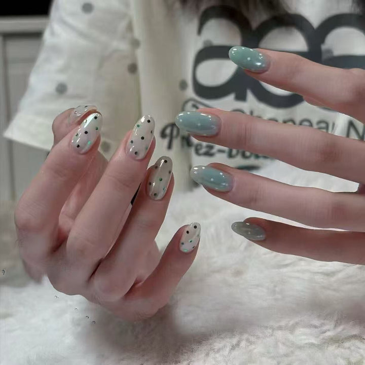Elegant Nail Art Set Stornfield