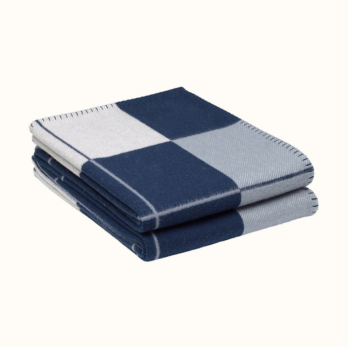 Cozy Oversized Throw Blanket Stornfield