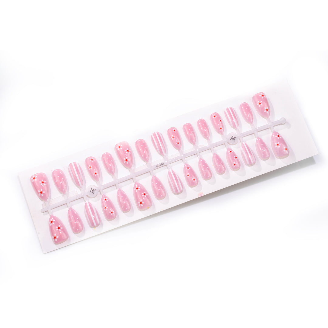 Elegant Floral Design Press-On Nail Art Set Stornfield