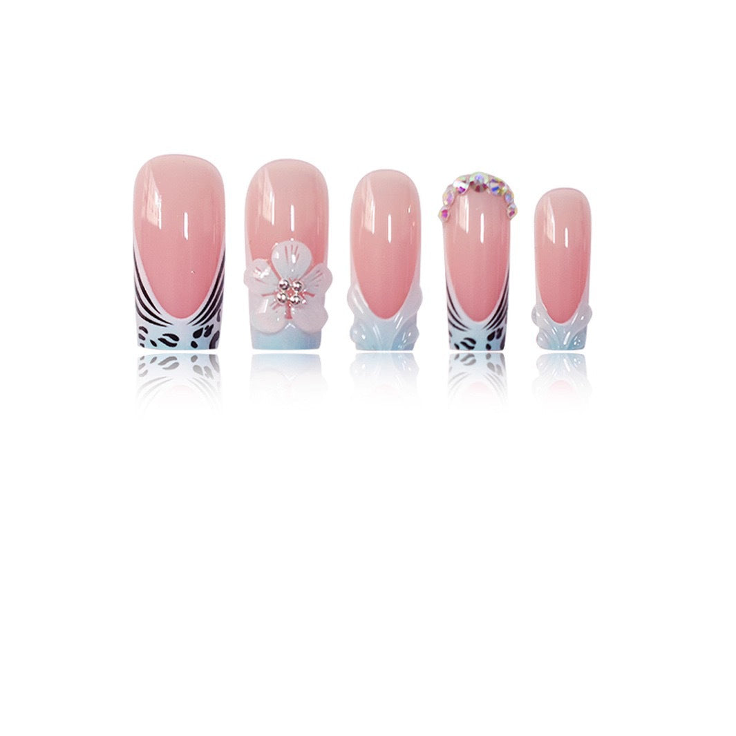 Decorative Floral Press-On Nail Art Set Stornfield