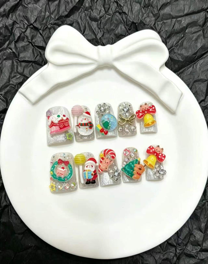 Decorative Holiday-Themed Press-On Nail Art Set