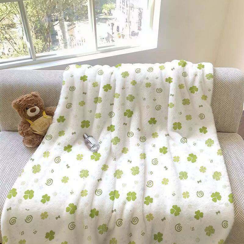Floral Pattern Plush Throw Blanket