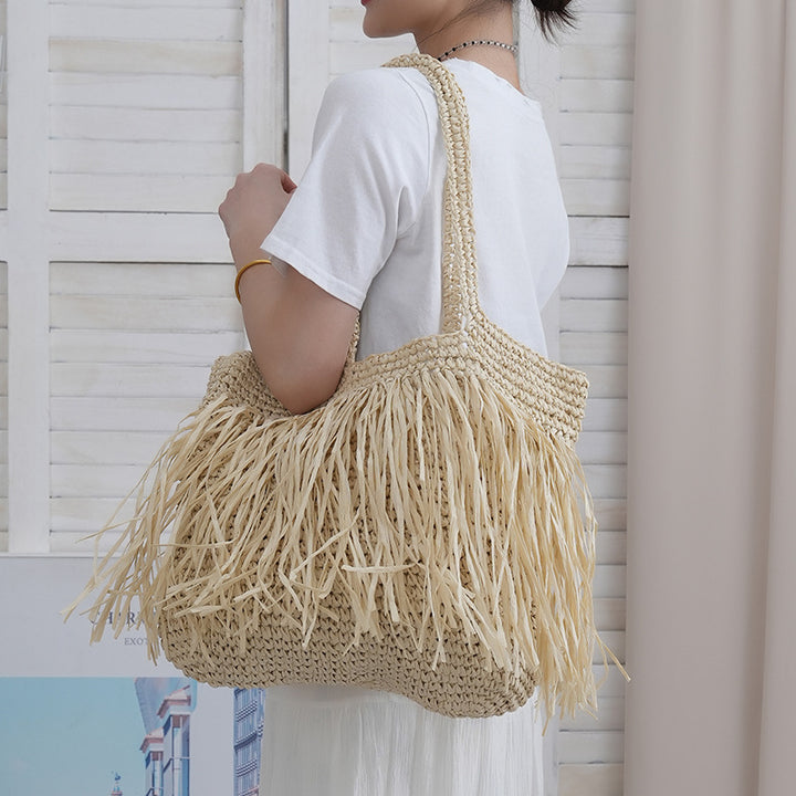Handmade beach bag with fringed designed pattern Stornfield