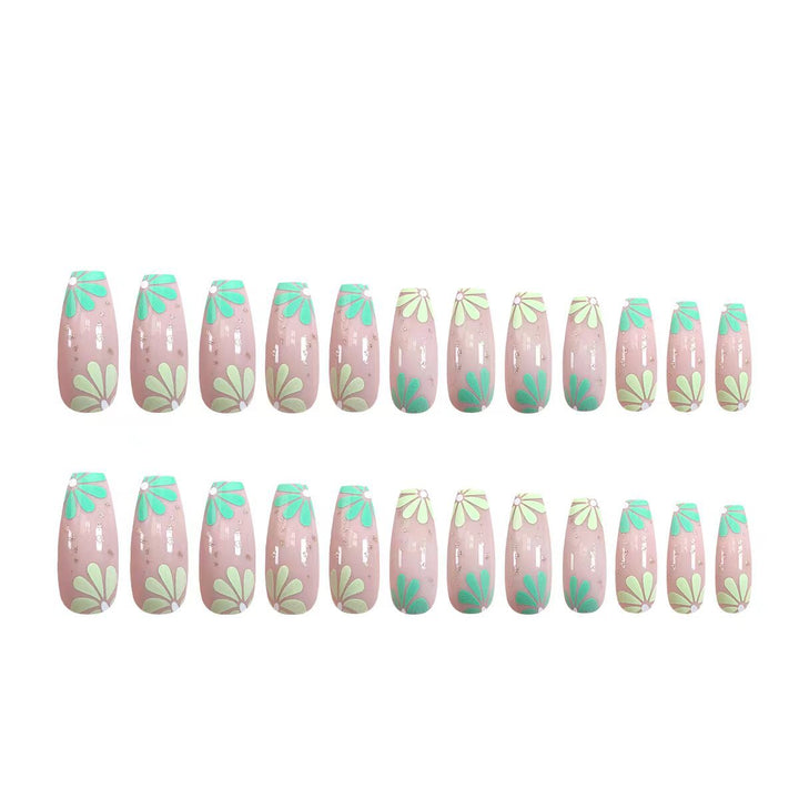 Artistically designed Nail Art Stornfield