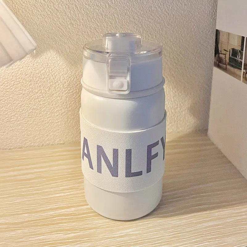 Ladies' insulated container with integrated safety closure Stornfield