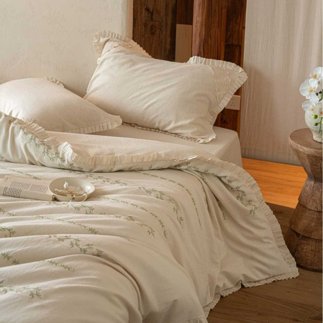 Organic Cotton Duvet Cover Set in Country Style with Delicate Embroidery and Ruffled Hem