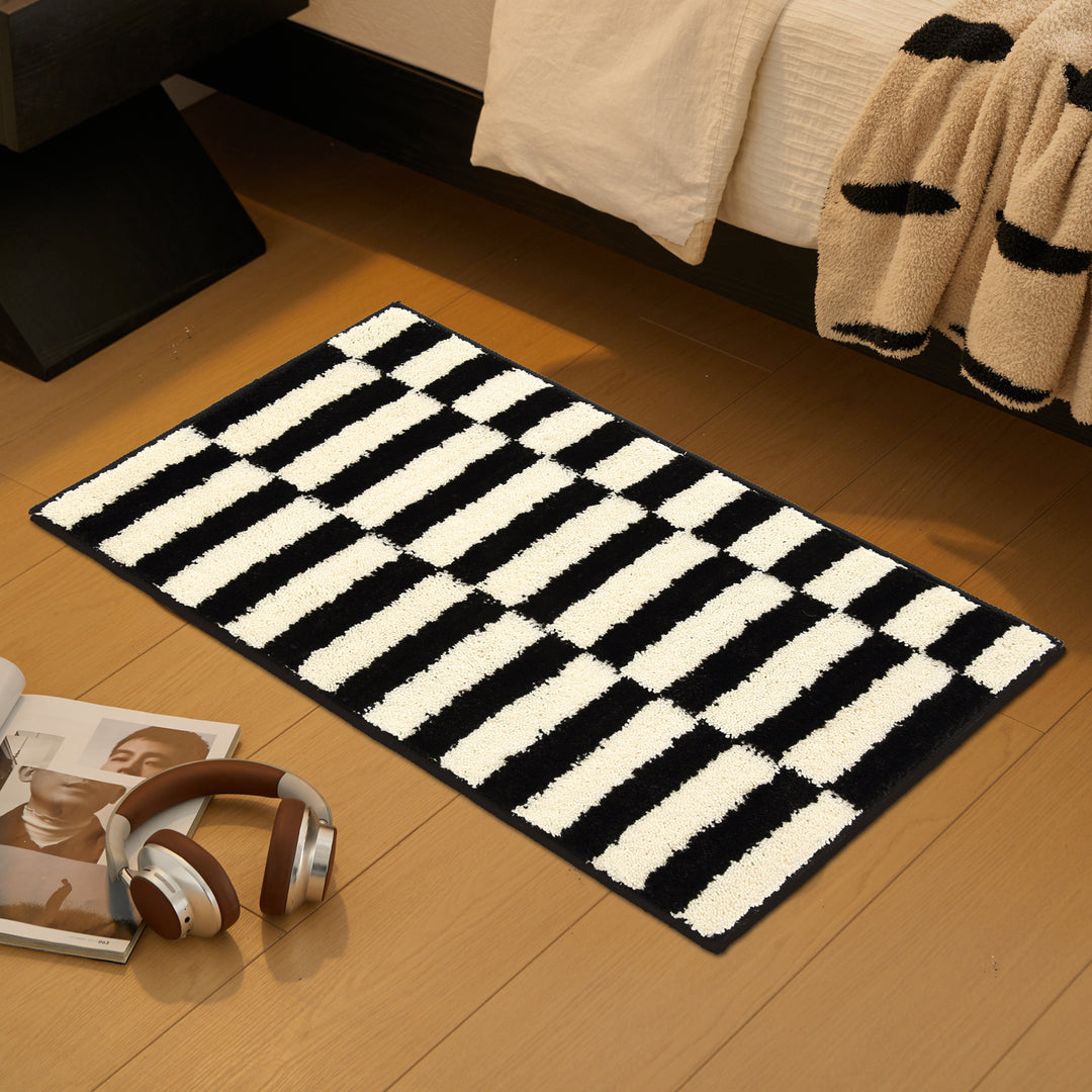 Textured Striped Bath Mat