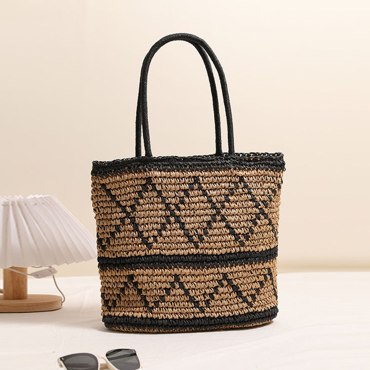 Handcrafted wicker bag with geometric pattern Stornfield