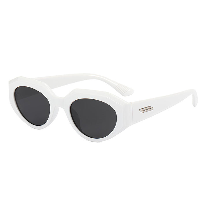 Ladies Fashion Vintage Sunglasses in Distinctive Design Stornfield
