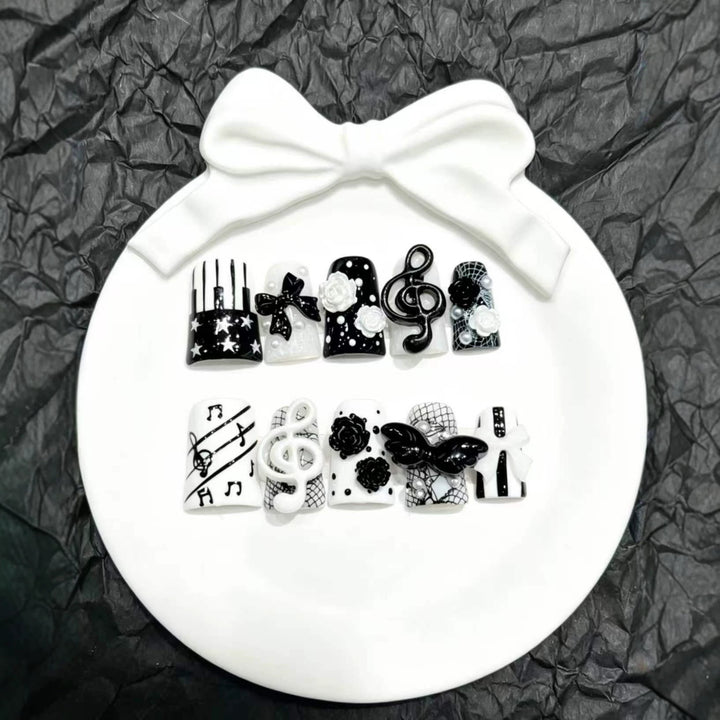 Artistic Musical Press-On Nail Art Set