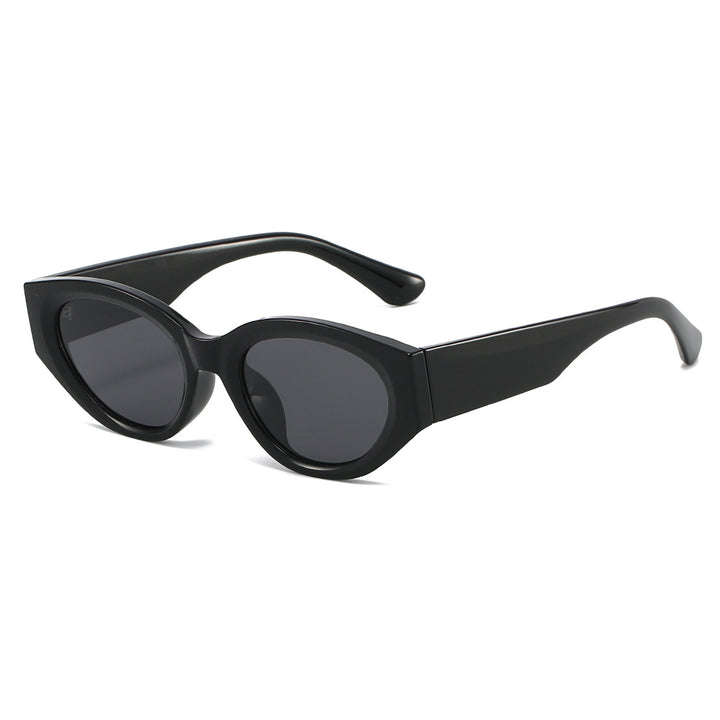 Women Cat-Eye Sunglasses with modern, transparent frame and UV protection Stornfield