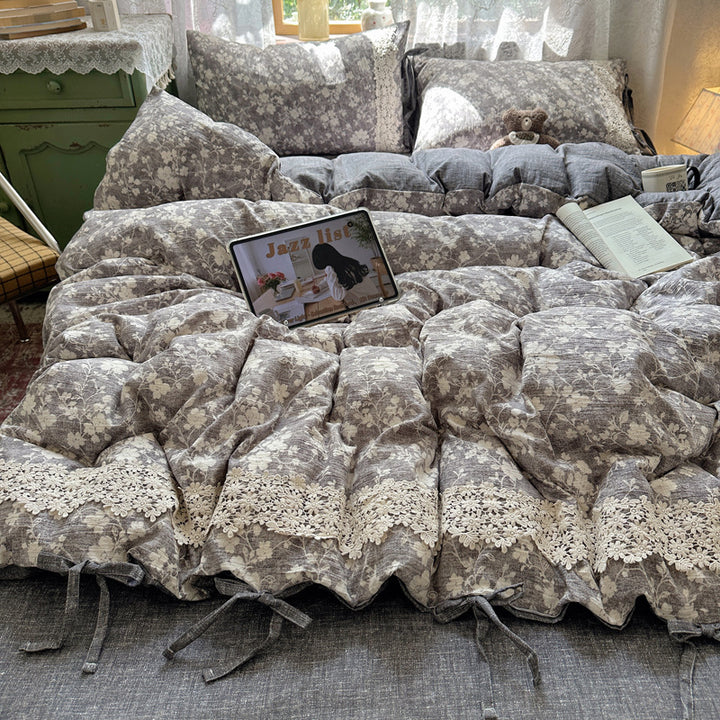 Floral Patterned Quilted Duvet Cover