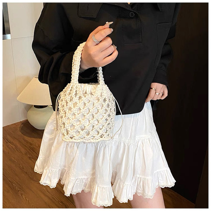 Fashionable handbag made of braided material Stornfield
