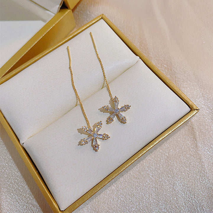 Elegant and Timeless Earrings with Sparkling Crystals Stornfield
