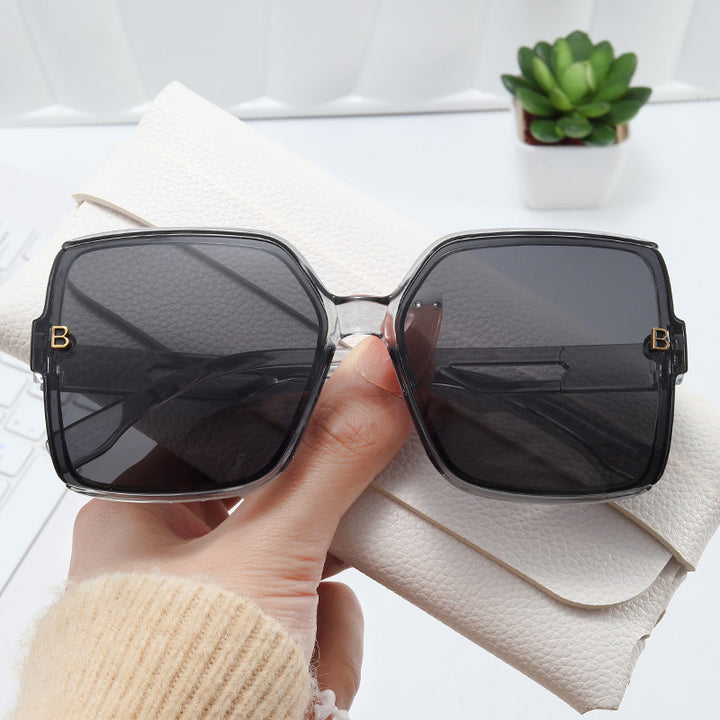 Women's fashionable oversized sunglasses with extravagant accents Stornfield