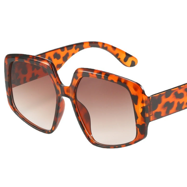 Women's modern square sunglasses with high-quality UV protection technologies Stornfield