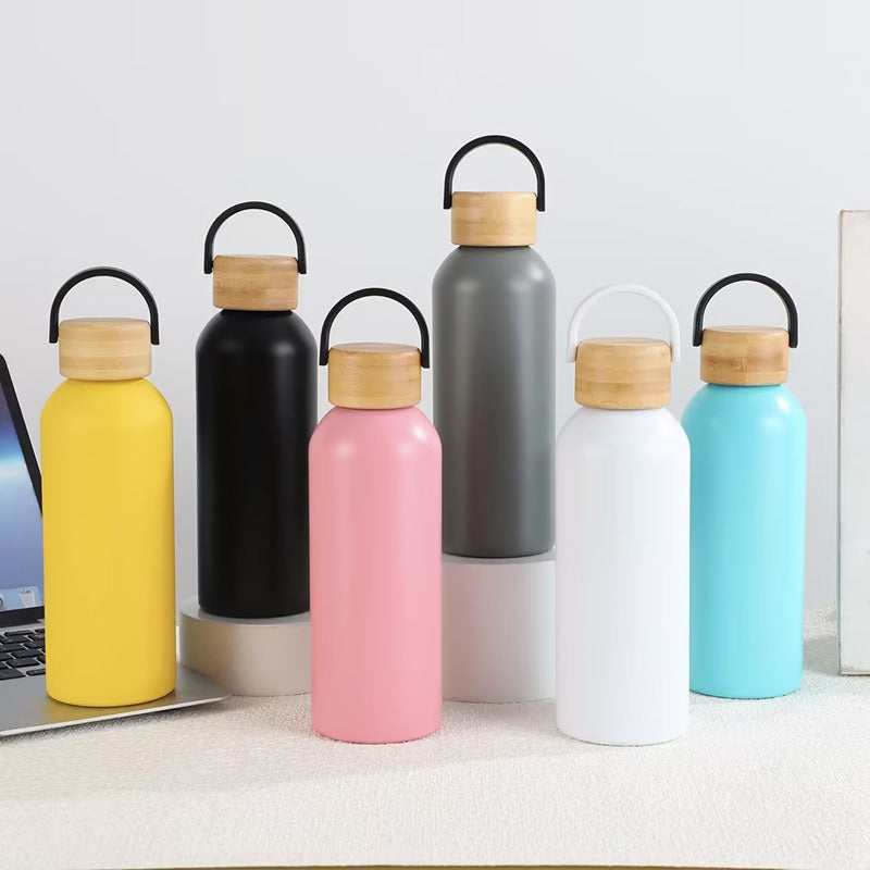 Women elegant and practical insulated bottle with bamboo lid Stornfield