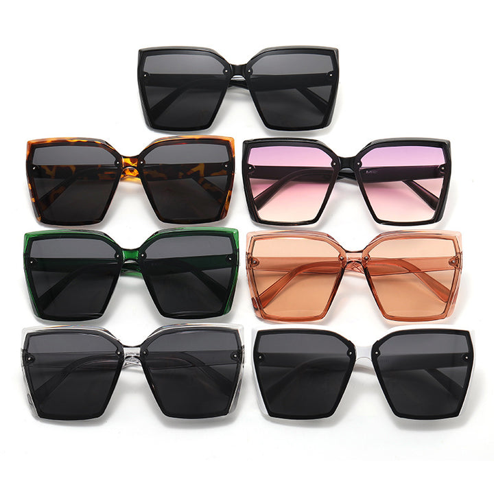 Women's Oversized Sunglasses with Modern Tortoiseshell Design Stornfield