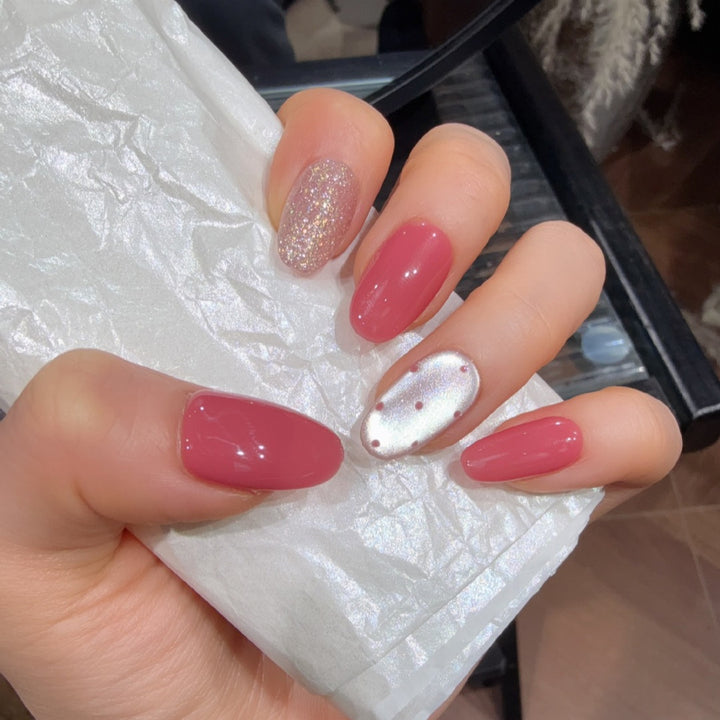 Professional Quality Press-On Nail Set Stornfield