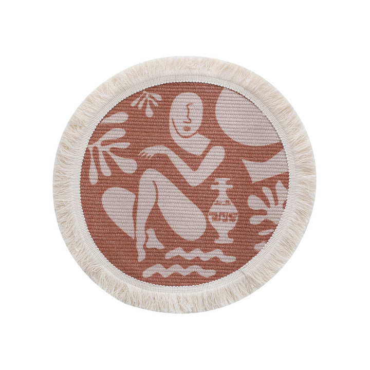 Woven flat pile carpet with fringes and figurative jacquard pattern