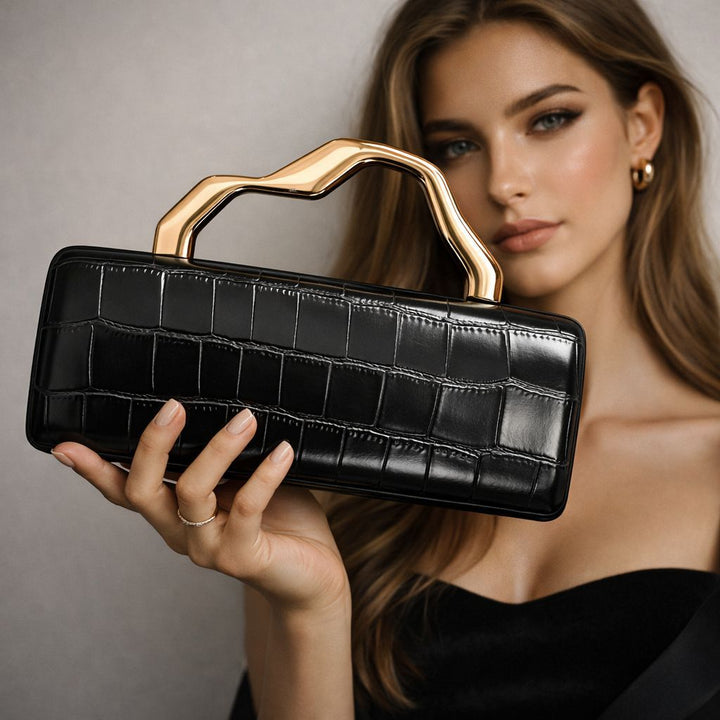 Elegant Crocodile Pattern Clutch