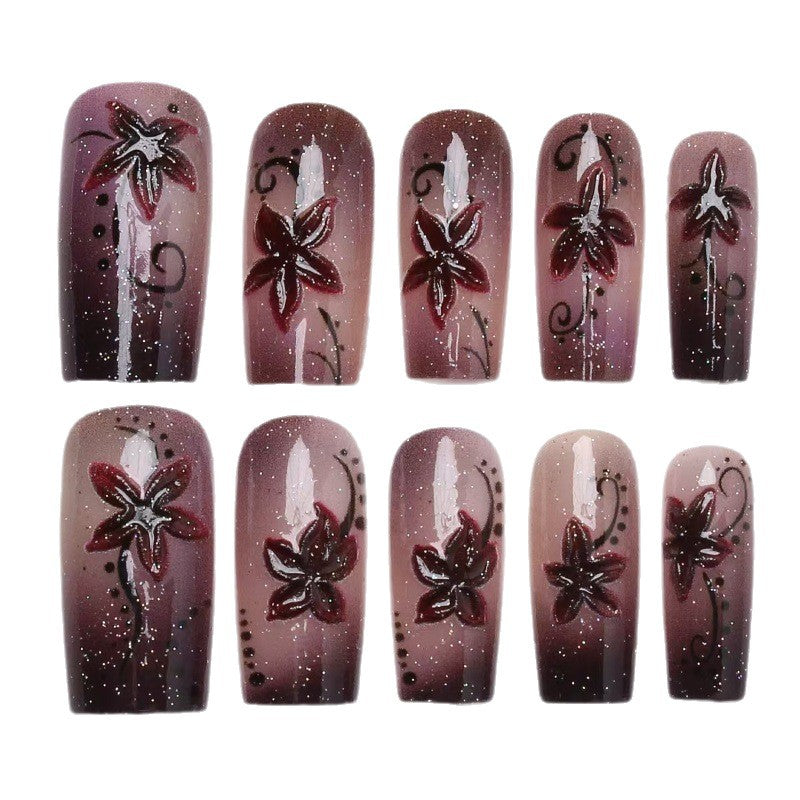 Artificial nails with floral accents Stornfield