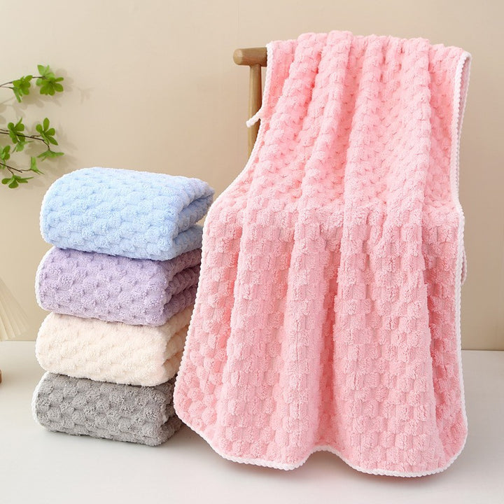 Cozy Living Blanket Made of Soft Microfiber Stornfield